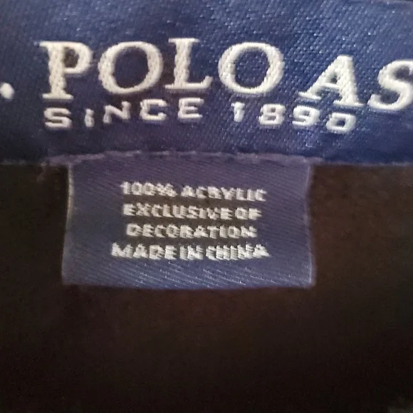 U.S. Polo Assn. Sweater - Picture 6 of 9